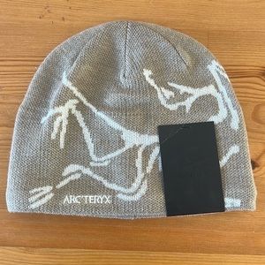 NWT Arcteryx Bird Head Toque